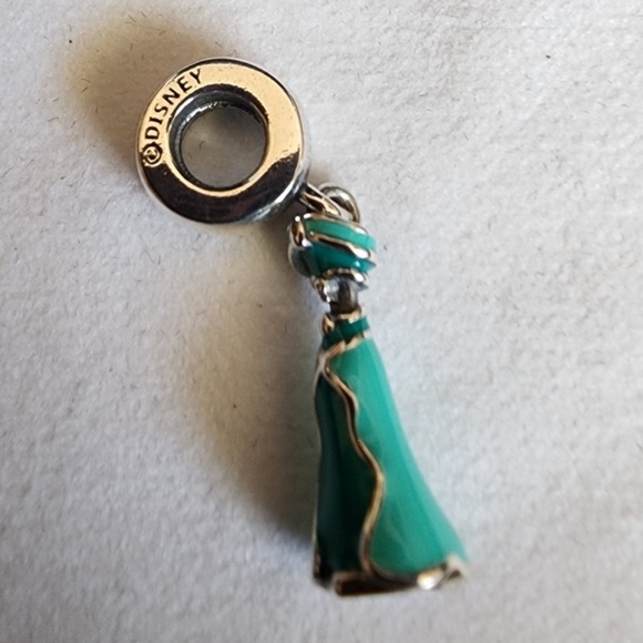 NWOT Pandora Disney Jasmine Dress Charm - Picture 7 of 15